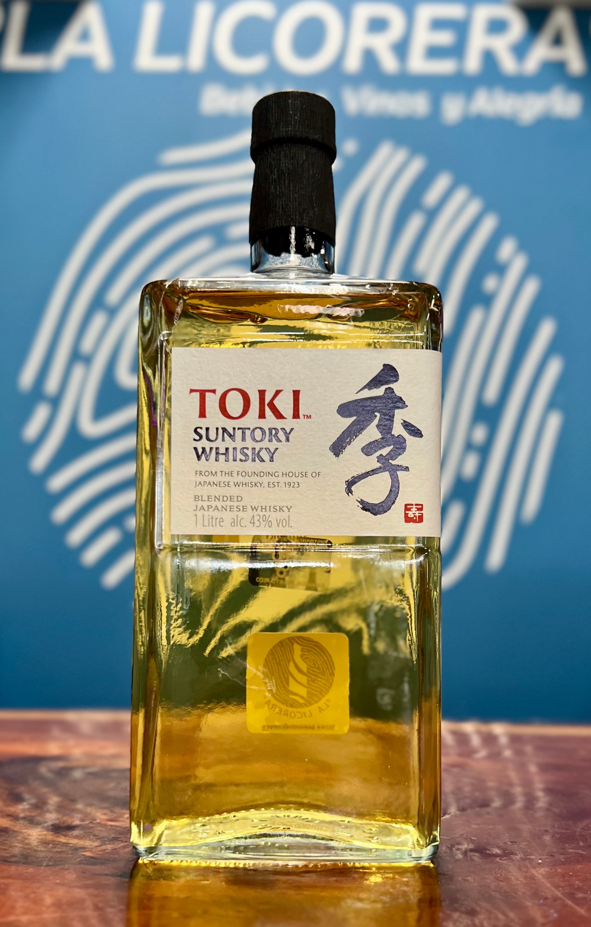 Suntory Toki Japanese Whisky 1L La Licorera suntory-toki-japanese-whisky-1l-la-licorera