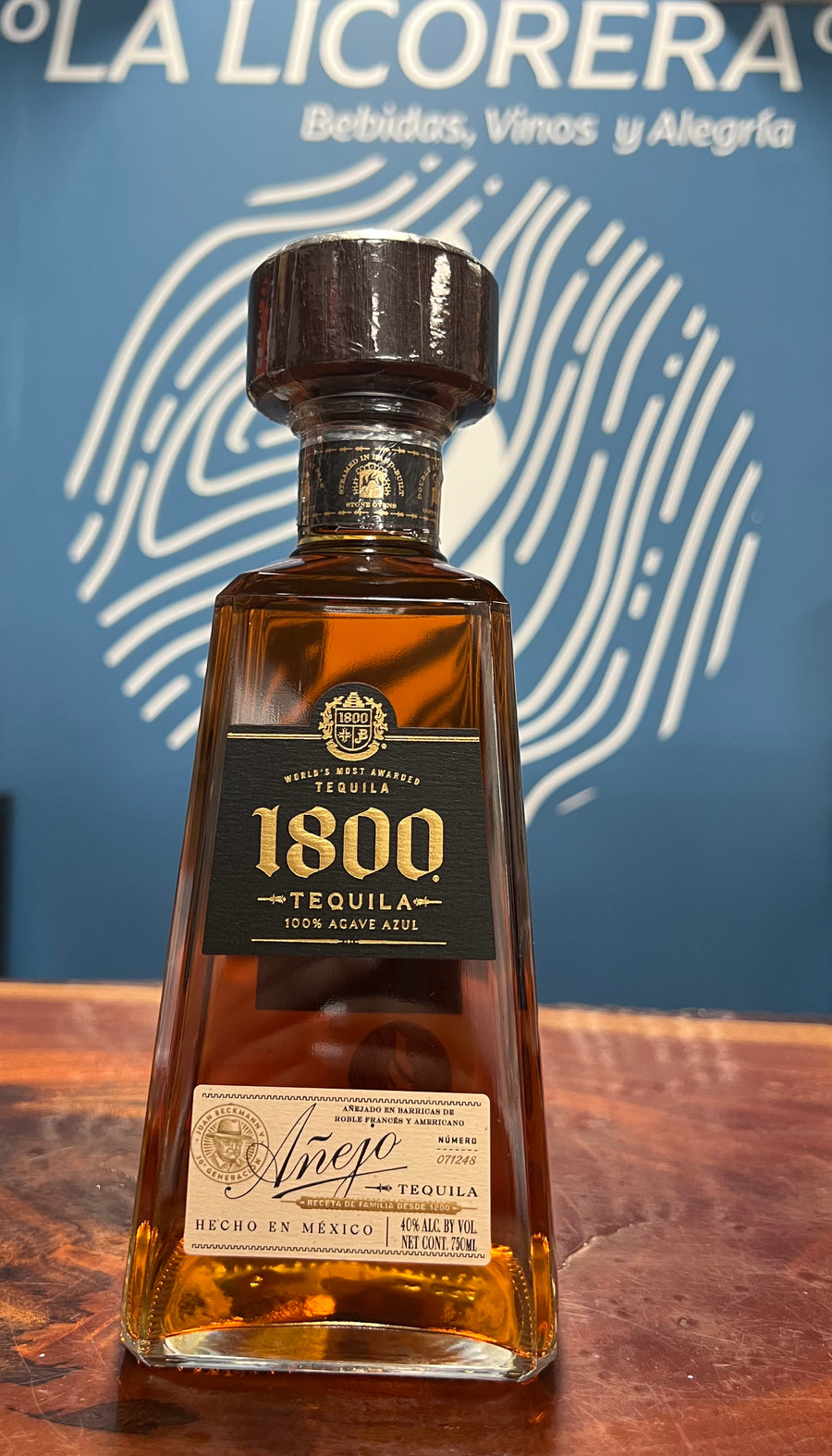 1800Anejo-750ml.heic?v= 1800Anejo-750ml.heic?v=