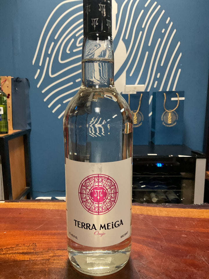 Terra Meiga Orujo 750 ml. Spain
