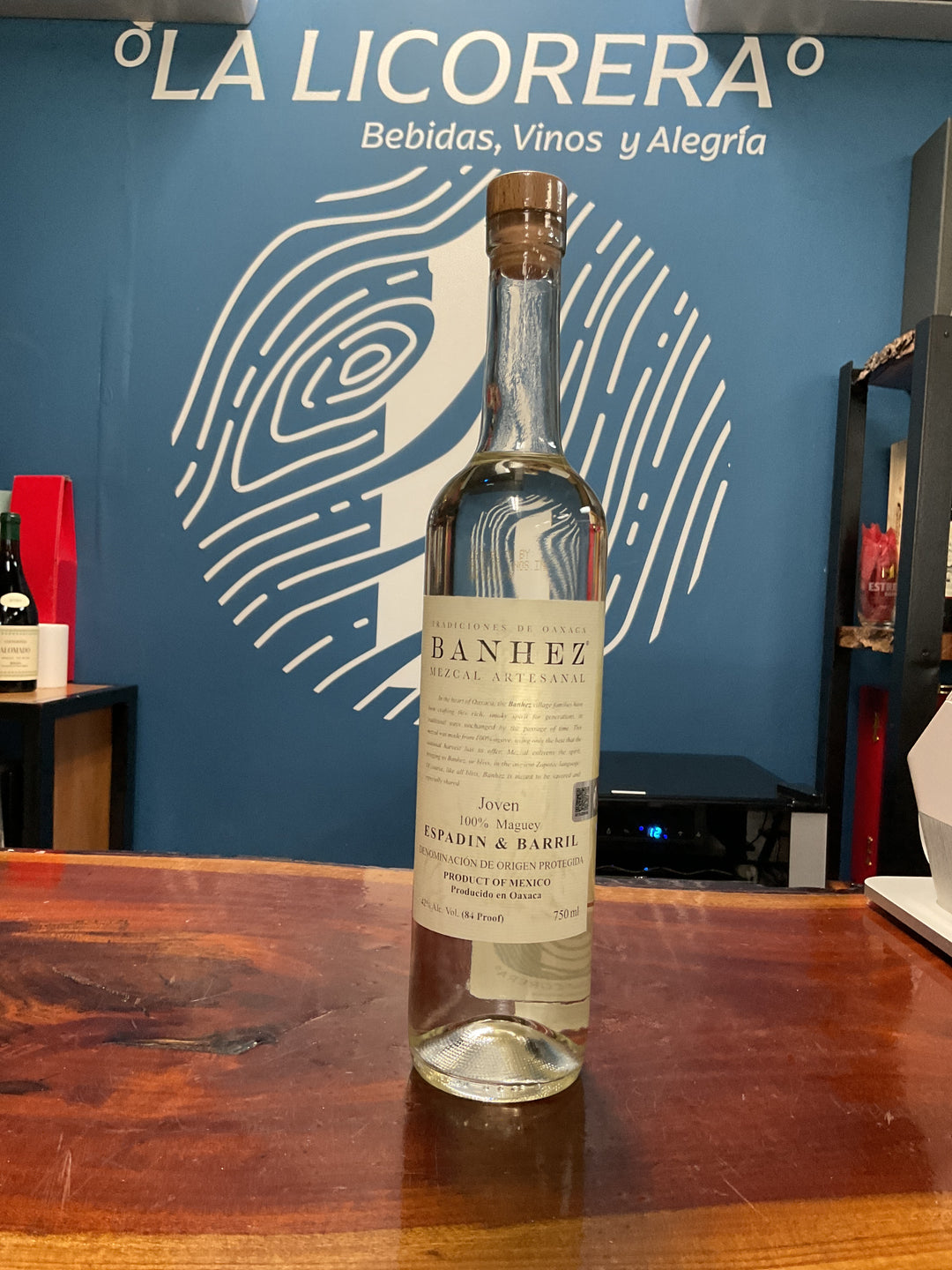 Banhez Mezcal Artesanal Joven 100% Maguey 750ml