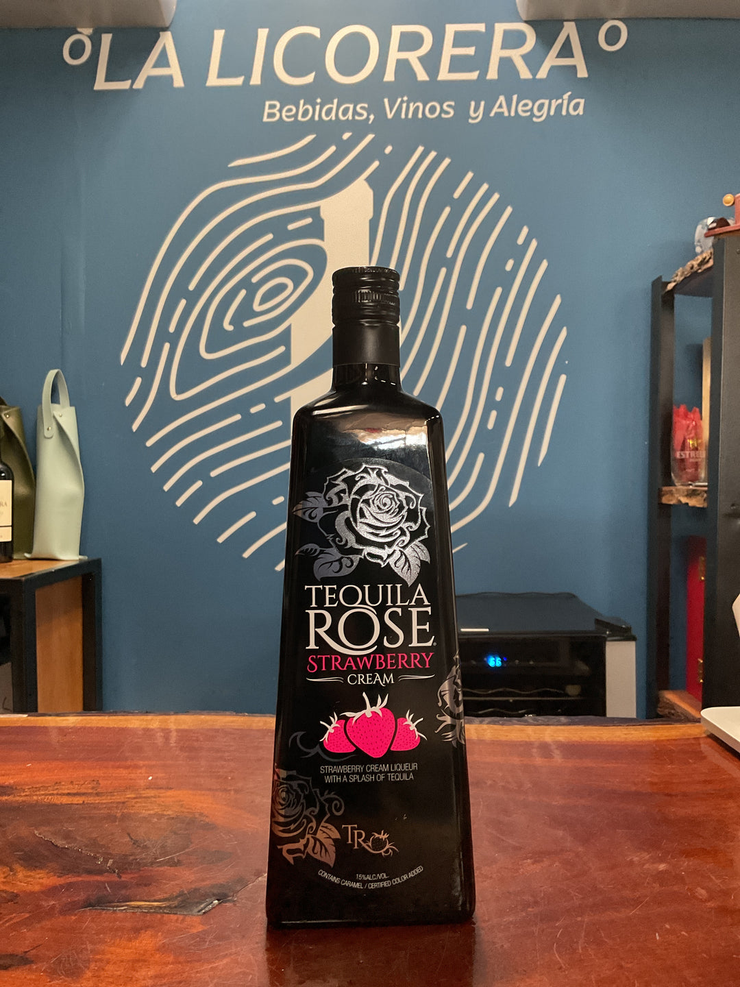 Tequila Rose Strawberry Cream Liqueur 750ml