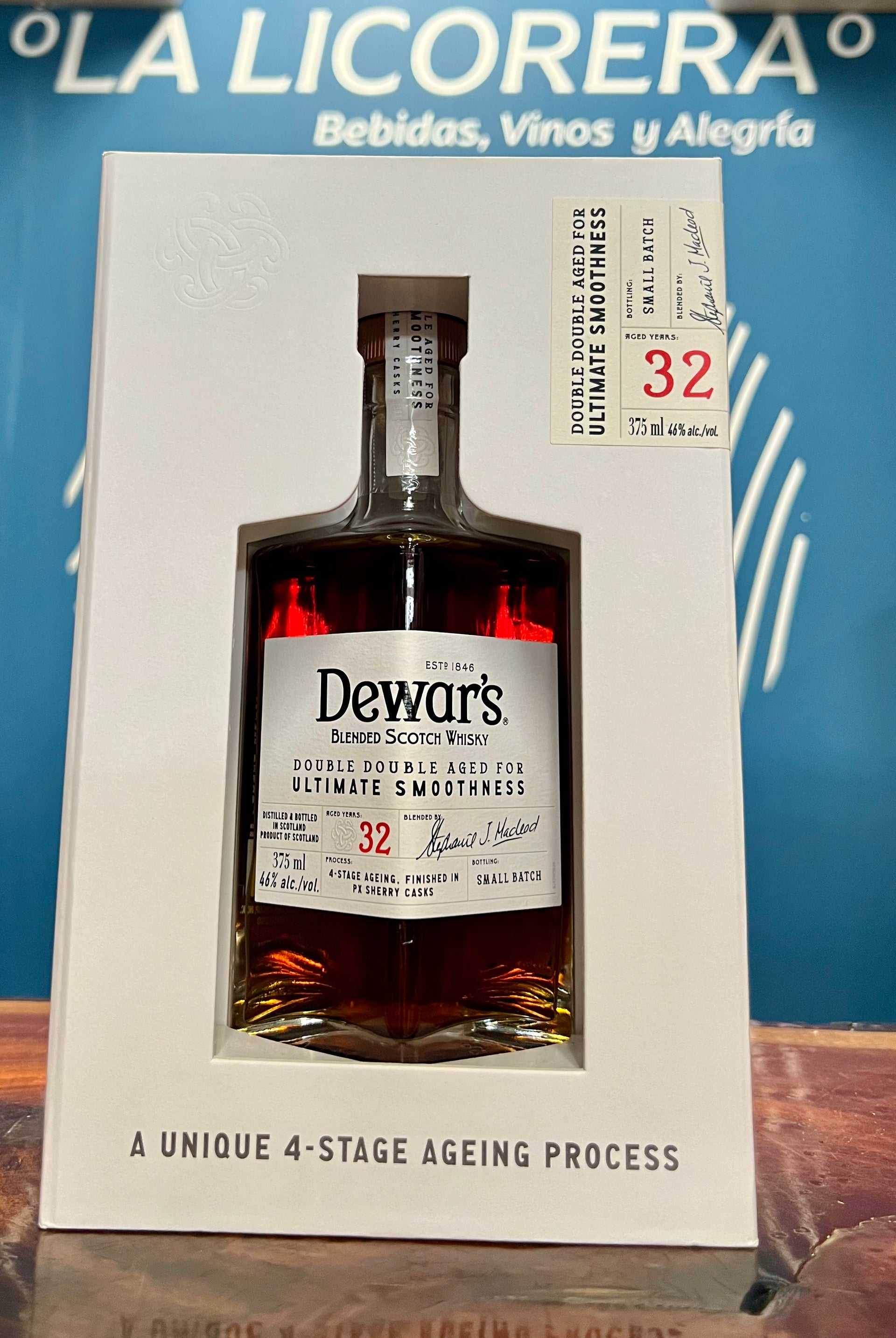Dewar's 32 Year Old Double Double Blended Scotch 375ml – La Licorera
