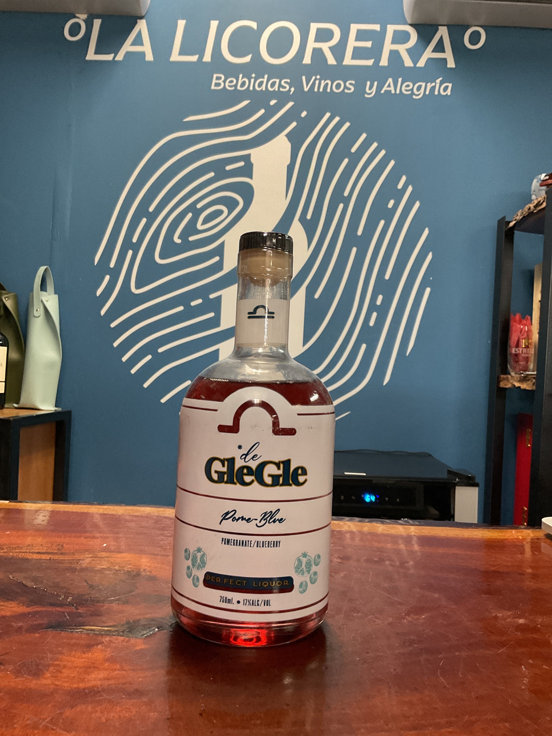 Gle Gle Pome Blue Liqueur 750ml