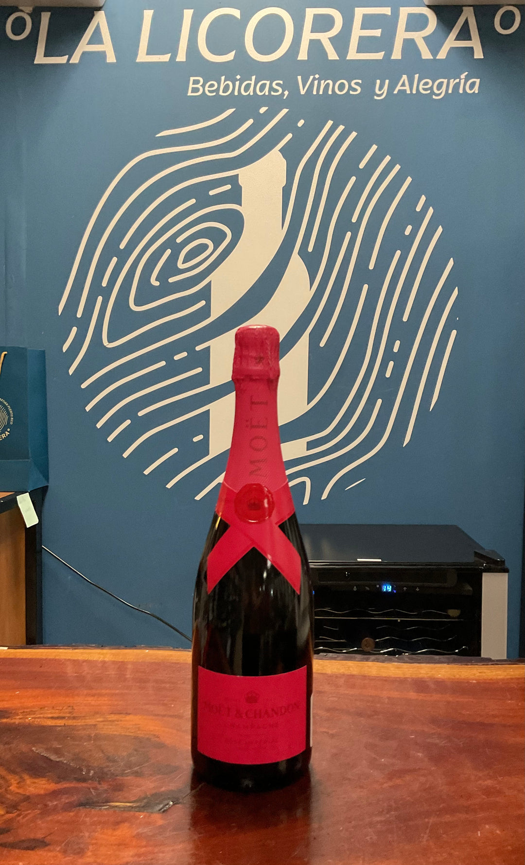 Moët & Chandon Rosé Impérial Limited Edition Pink Champagne 750ml
