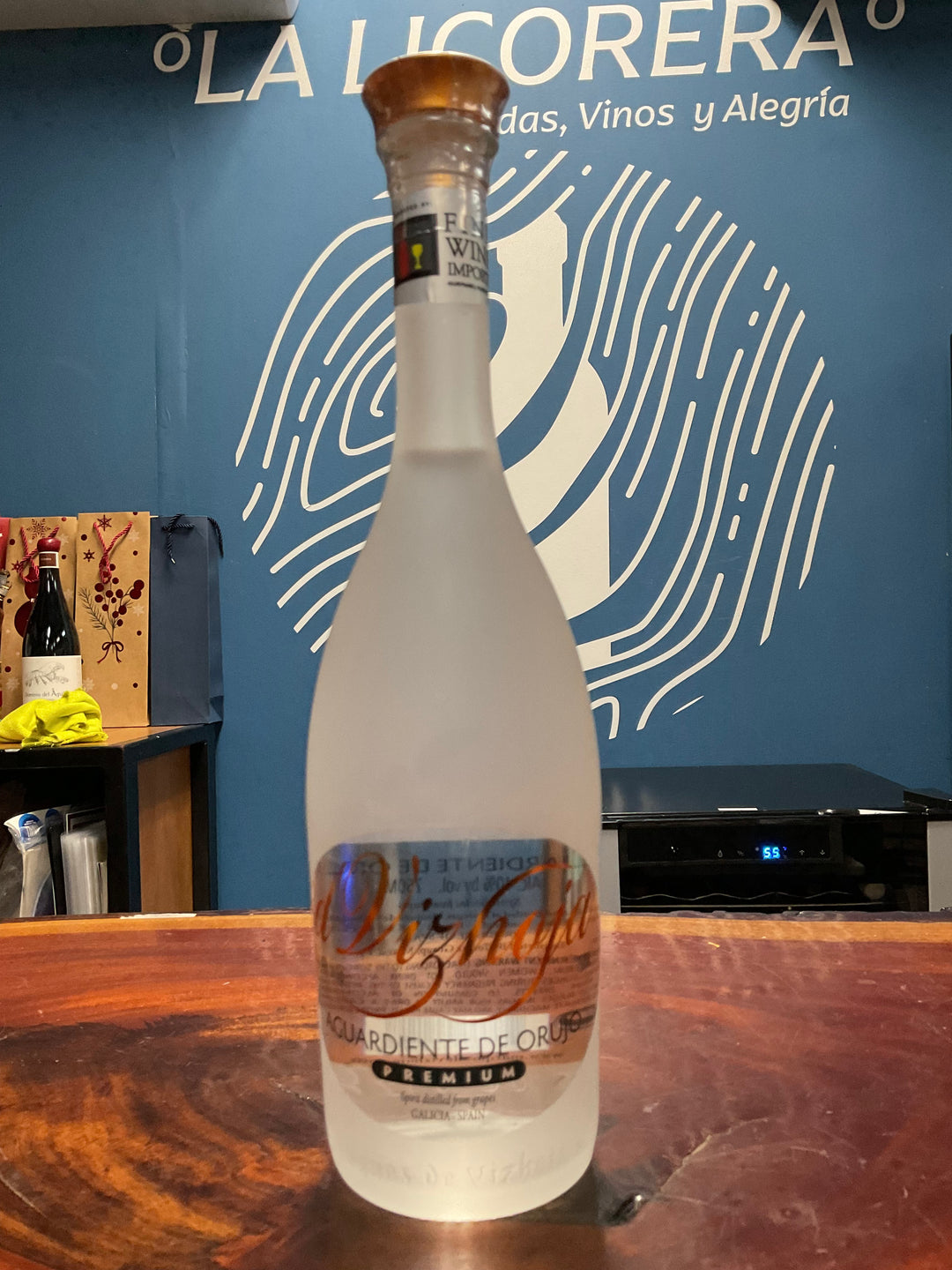 Vizhoja – Orujo Aguardiente