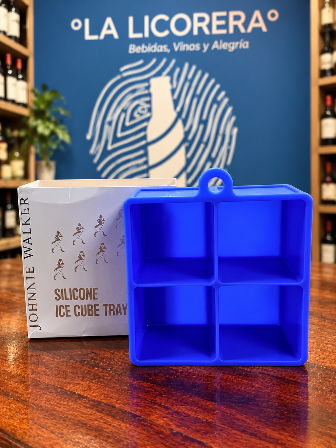 Johnnie Walker Silicone Ice Cube Tray BLUE