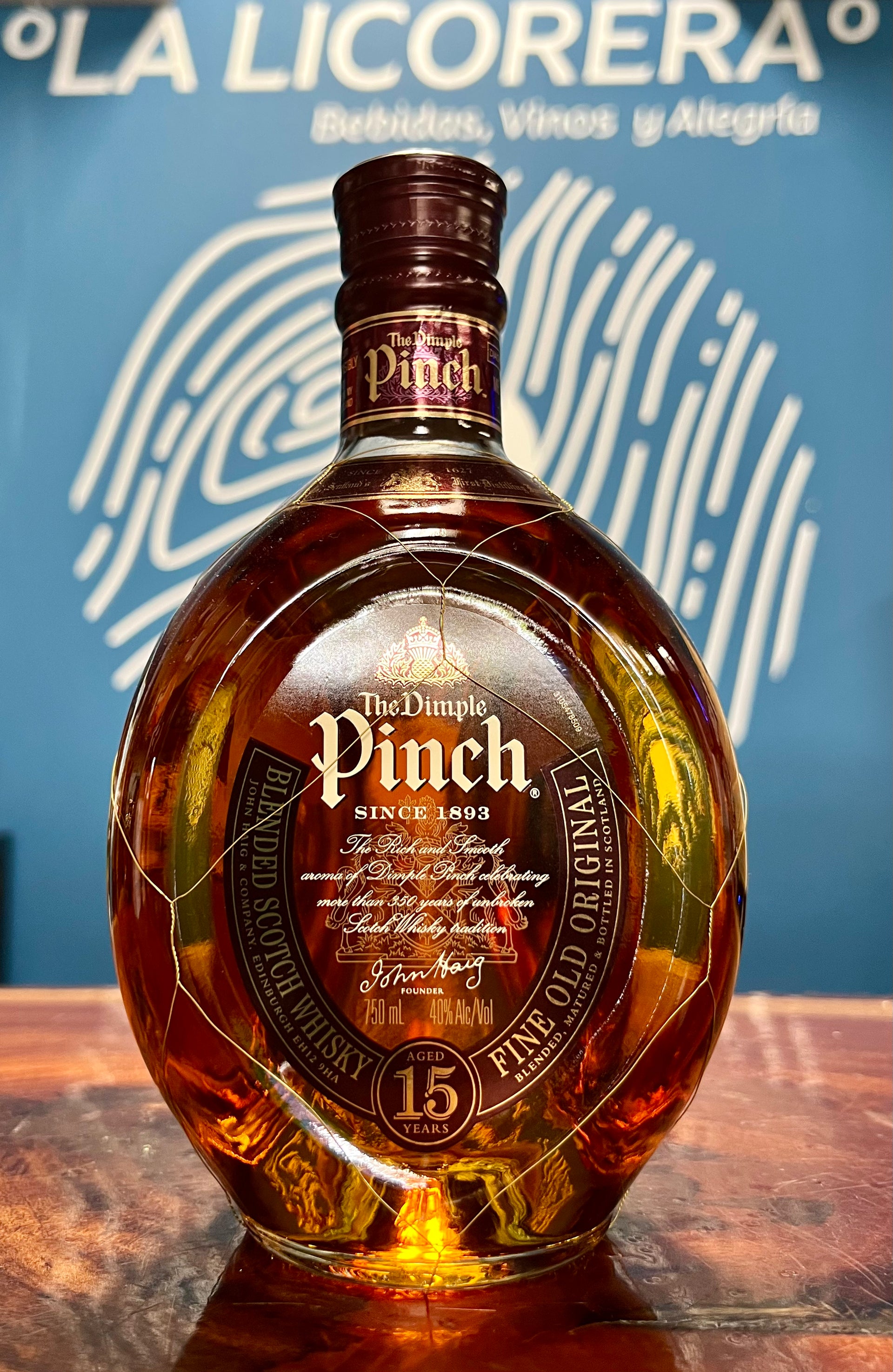 The Dimple Pinch Blended Scotch Whisky 750ml – La Licorera